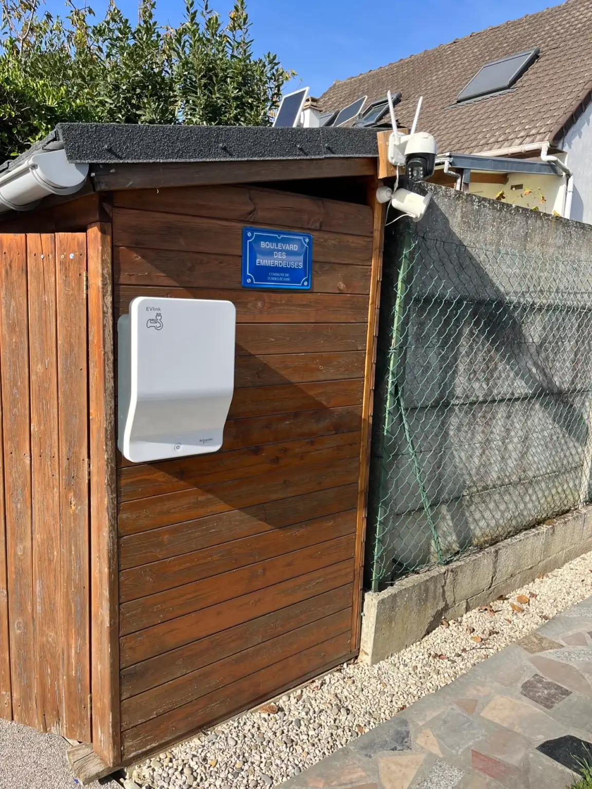 Borne auto électrique maison